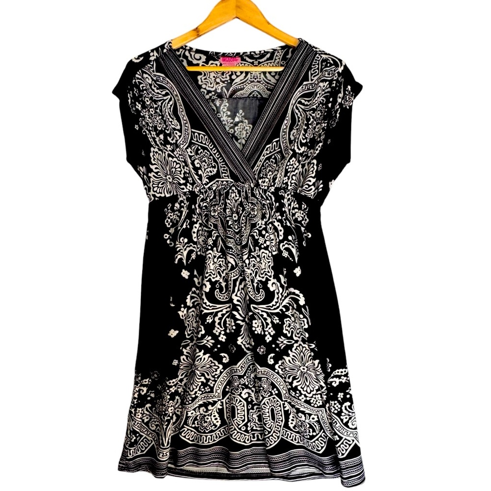 She’s Cool Black White Paisley Mini Dress Size M Boho Festival Casual Summer